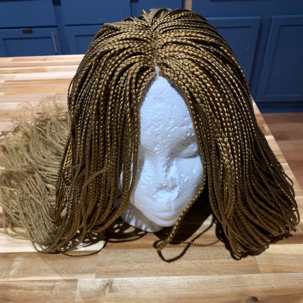 Gorgeous Micro Conroe wig